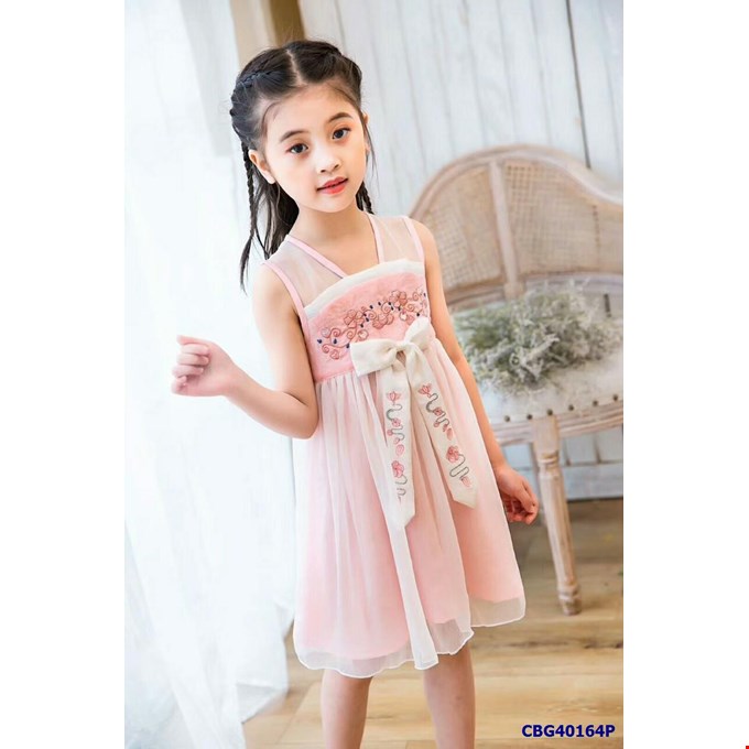 Đầm công chúa cho bé gái hot trong năm 2019
